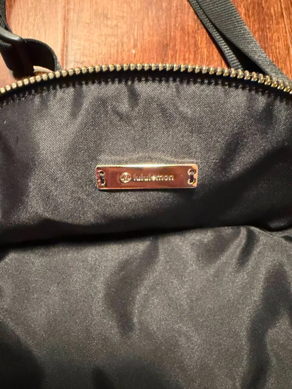 Lululemon Festival Bag in Black with gold details